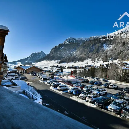 Neuf Au Pied Des Pistes, 2 Chambres, Balcon Et Wifi - Fr-1-391-198 *